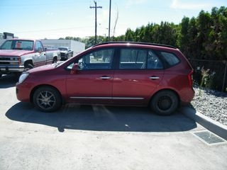 2008 Kia Rondo