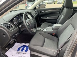 2017 Chrysler 300
