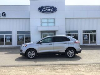 2021 Ford Edge